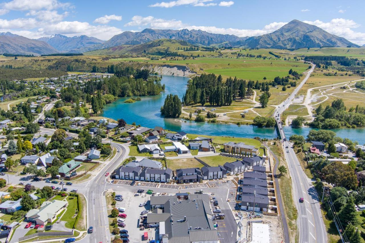 Alpine Junction Townhouse Apartments, Lodge & Hotel Wanaka Buitenkant foto