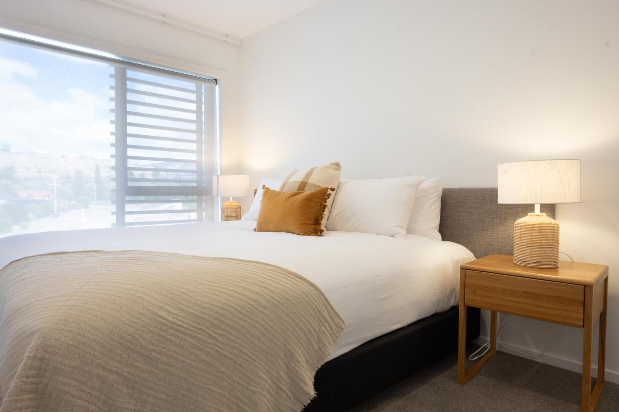 Alpine Junction Townhouse Apartments, Lodge & Hotel Wanaka Buitenkant foto